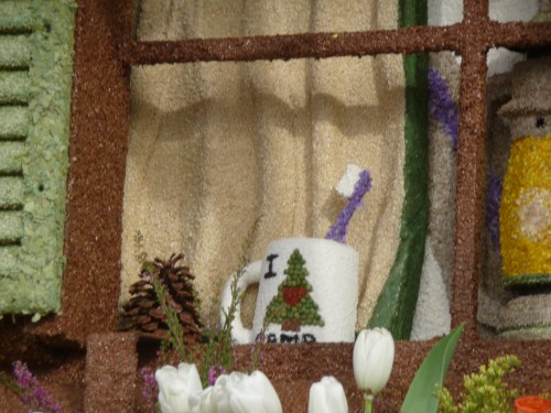 Rose Parade Viewing_Leting Kids Be Kids Float_1