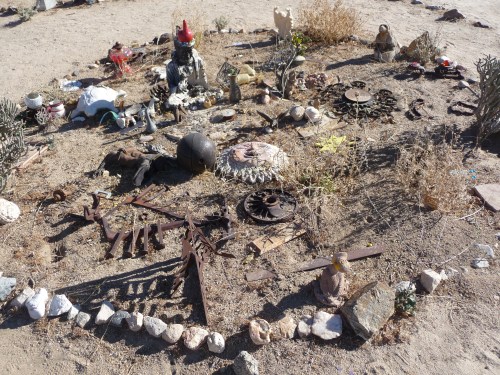 Pioneertown_Roadside Art_4