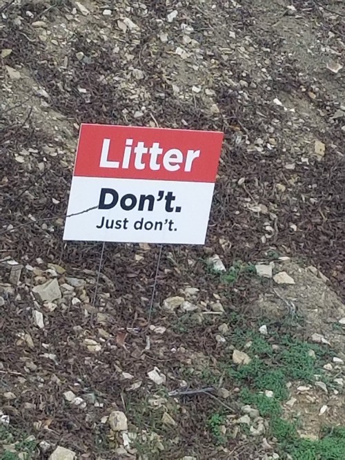 Don't Litter Sign