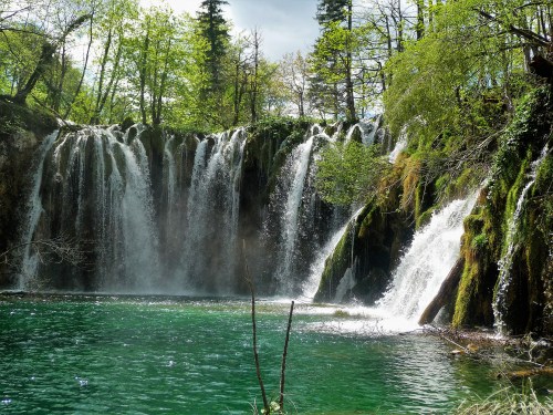 Plitvice_Waterfall_2