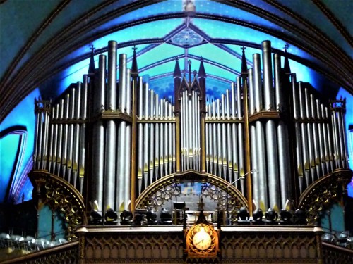 Giant Organ